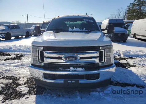2019 Ford F350 Super Duty из США, поврежденный, VIN 1FT8W3DTXKEC10182